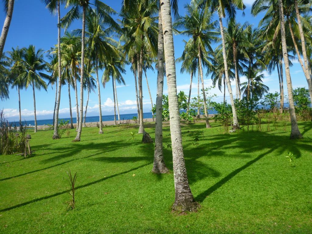 Somewhere Else Boutique Resort Mambajao Exteriör bild