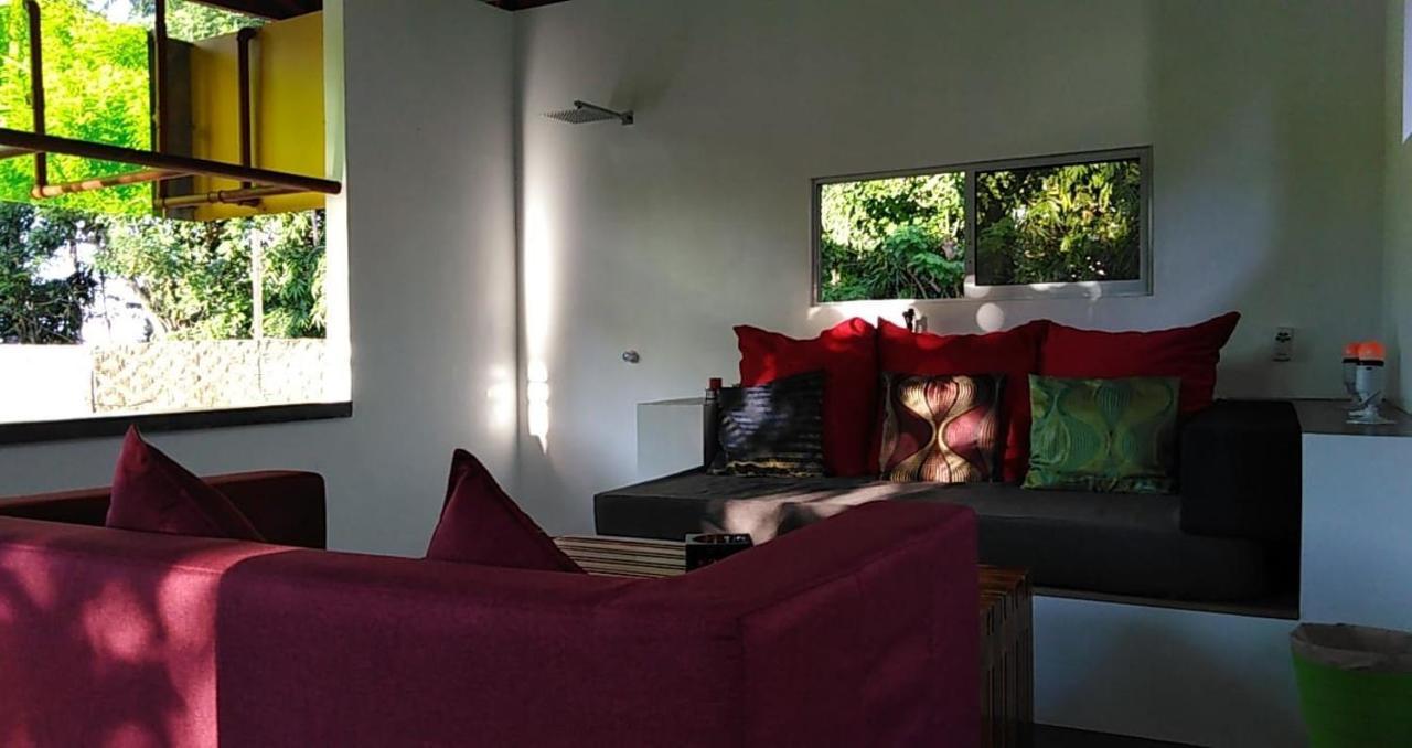 Somewhere Else Boutique Resort Mambajao Exteriör bild